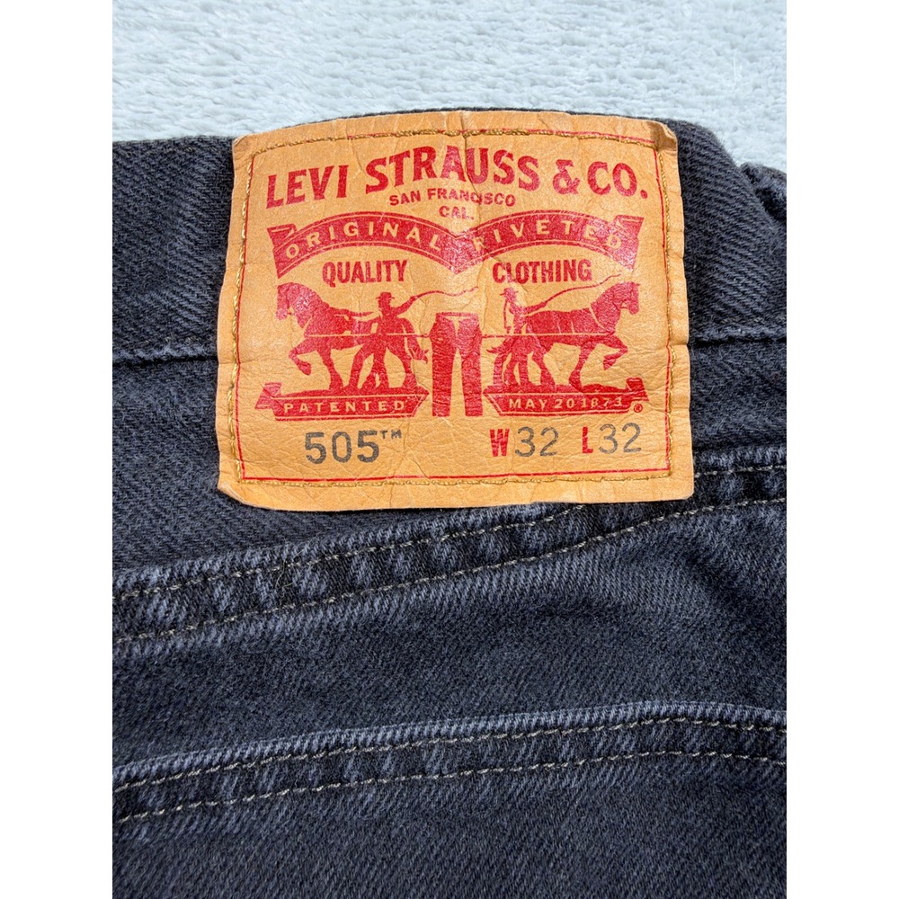 Levis 505 Jeans Mens 32x32 Faded Black Regular Straight Leg 100% Cotton Denim